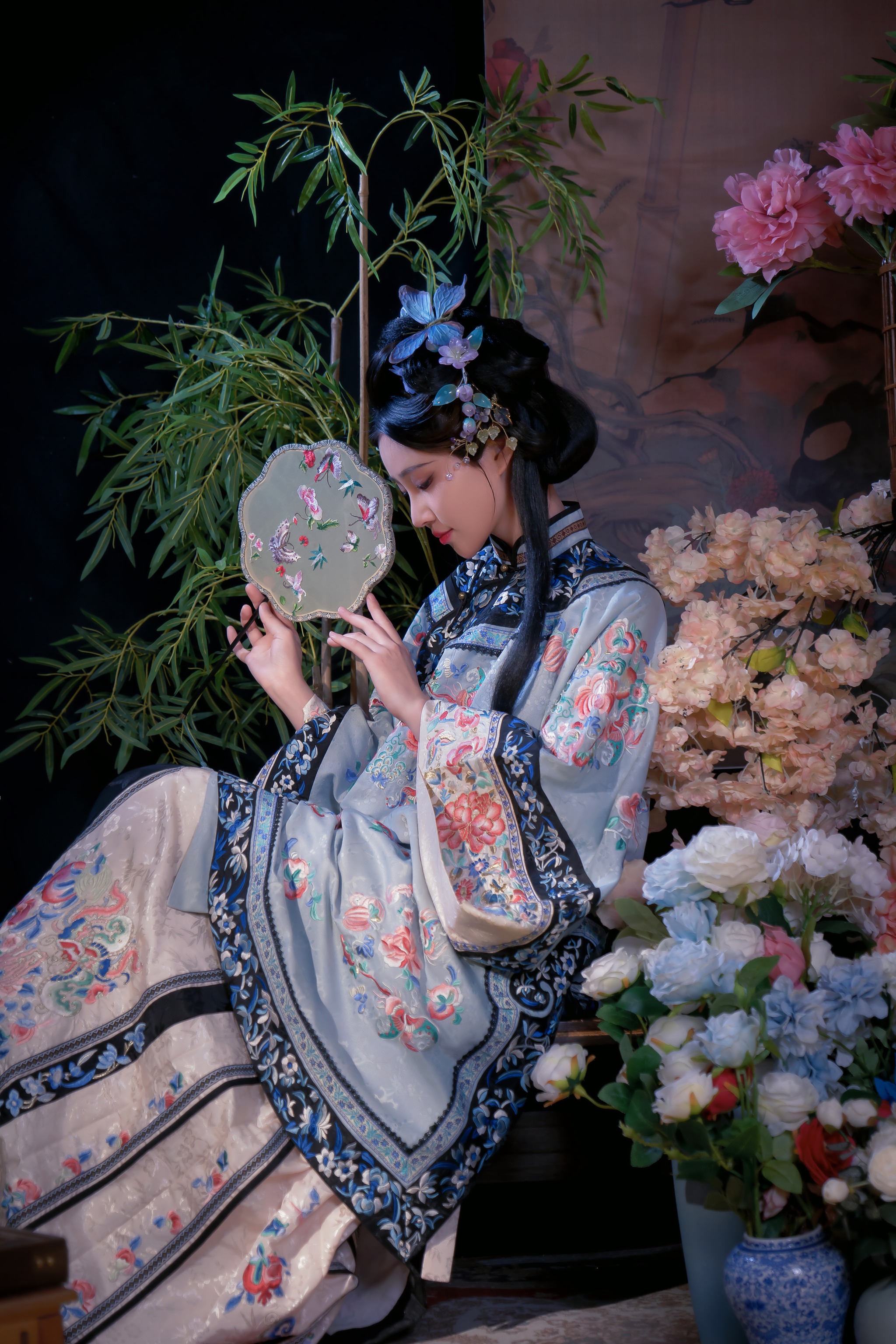 图片[1]-年年nnian – NO.120 丝兰陵[71P]-XikXak